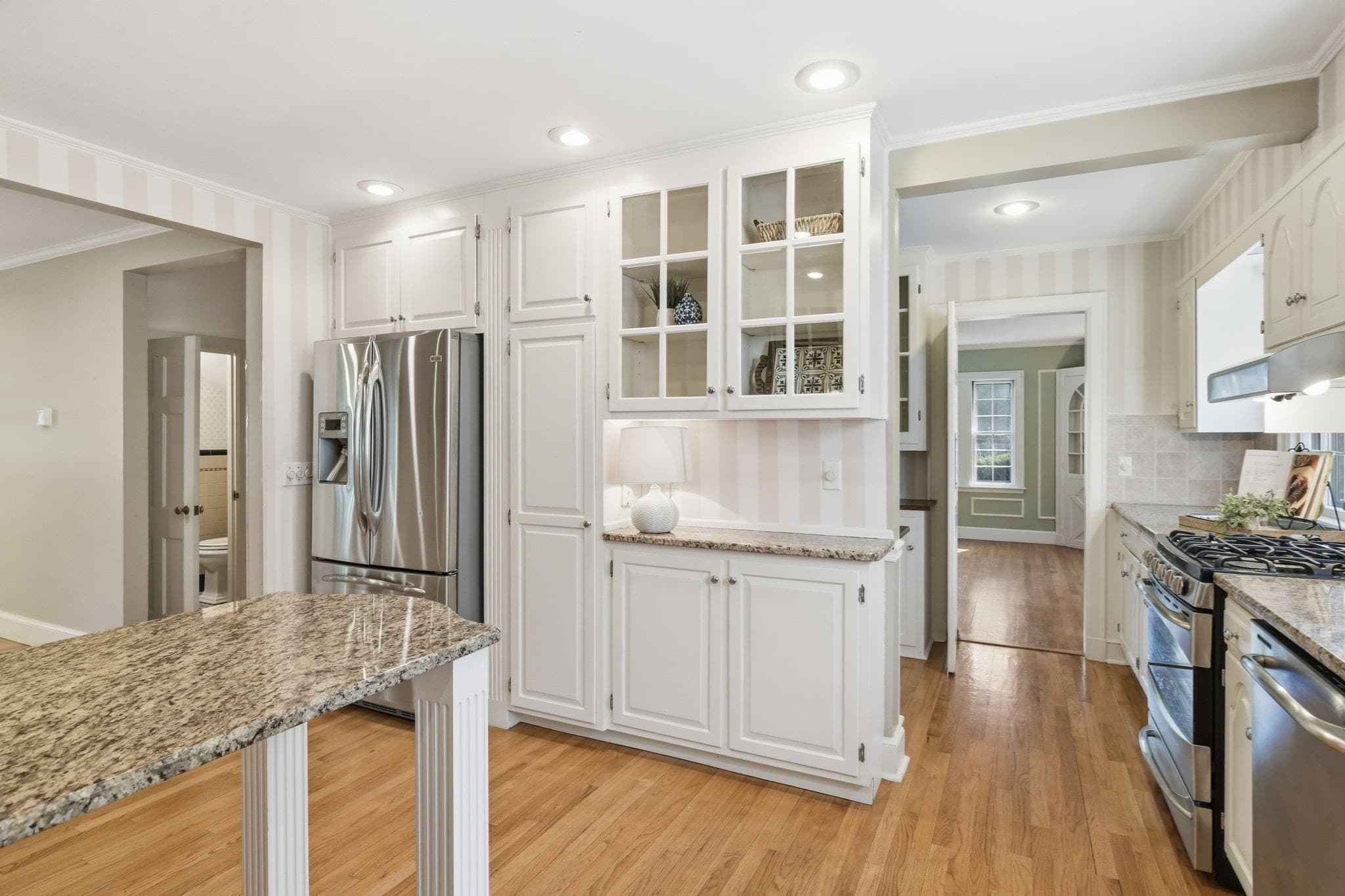 Single Family Residence at 38 Oxford Road, Longmeadow MA 01106, photo 15 of 42