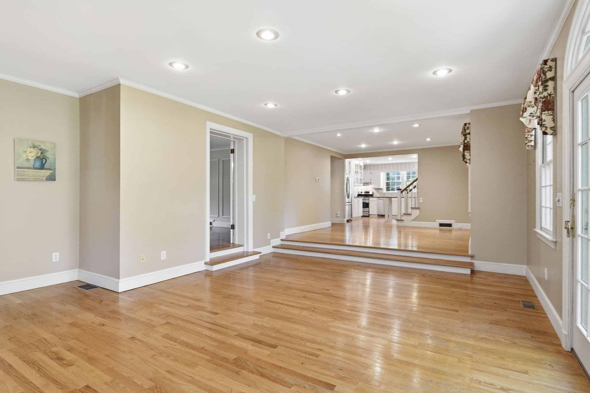 Single Family Residence at 38 Oxford Road, Longmeadow MA 01106, photo 11 of 42