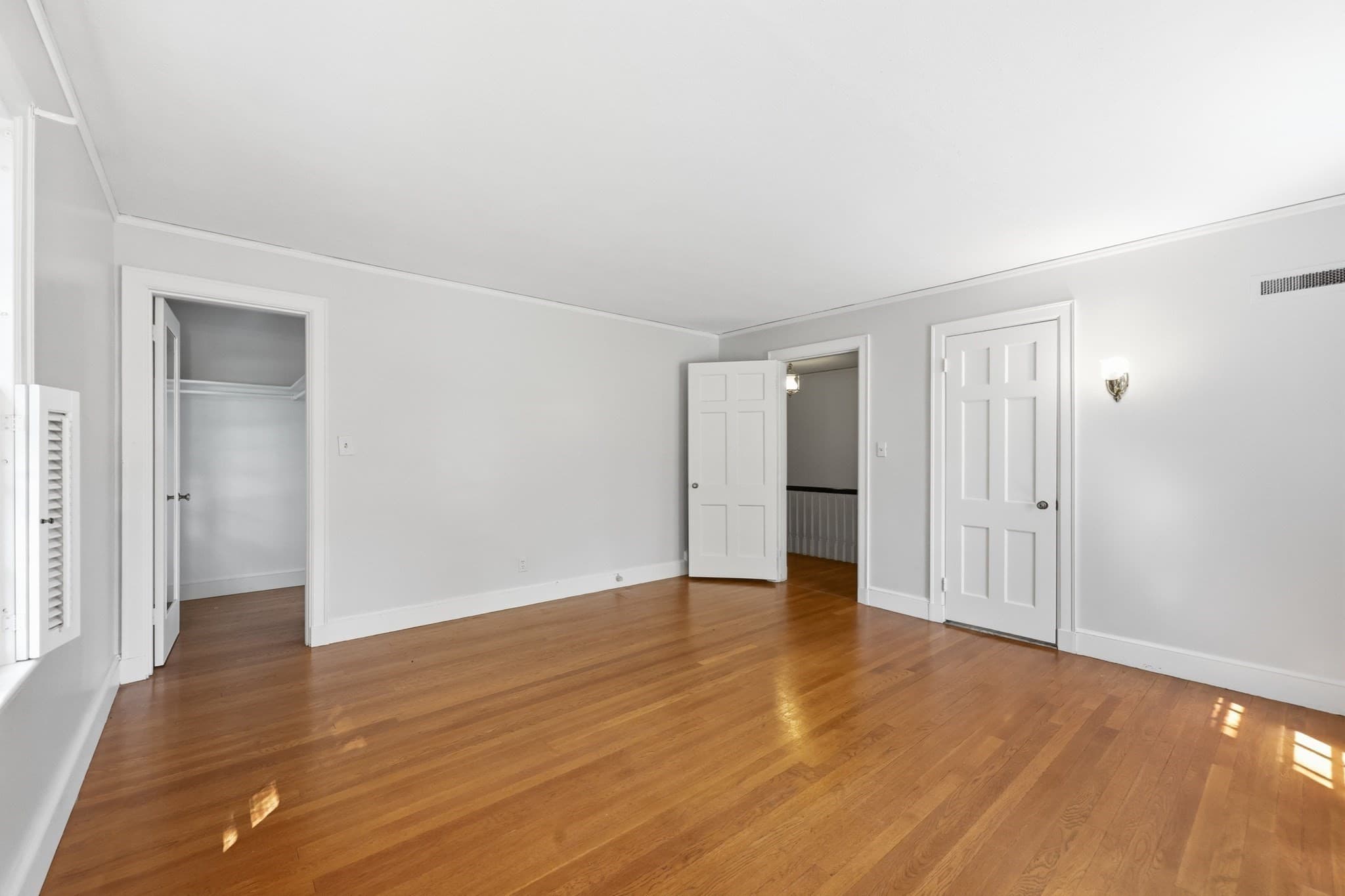Single Family Residence at 38 Oxford Road, Longmeadow MA 01106, photo 25 of 42
