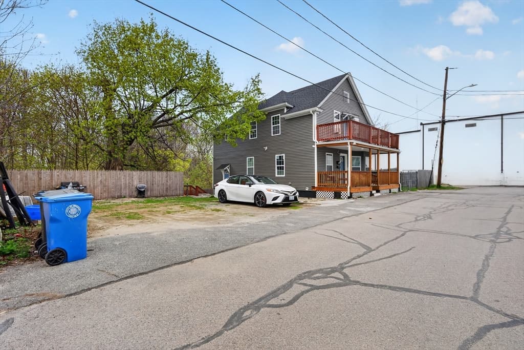25 Tripoli St, Cranston RI 02909 photo 2