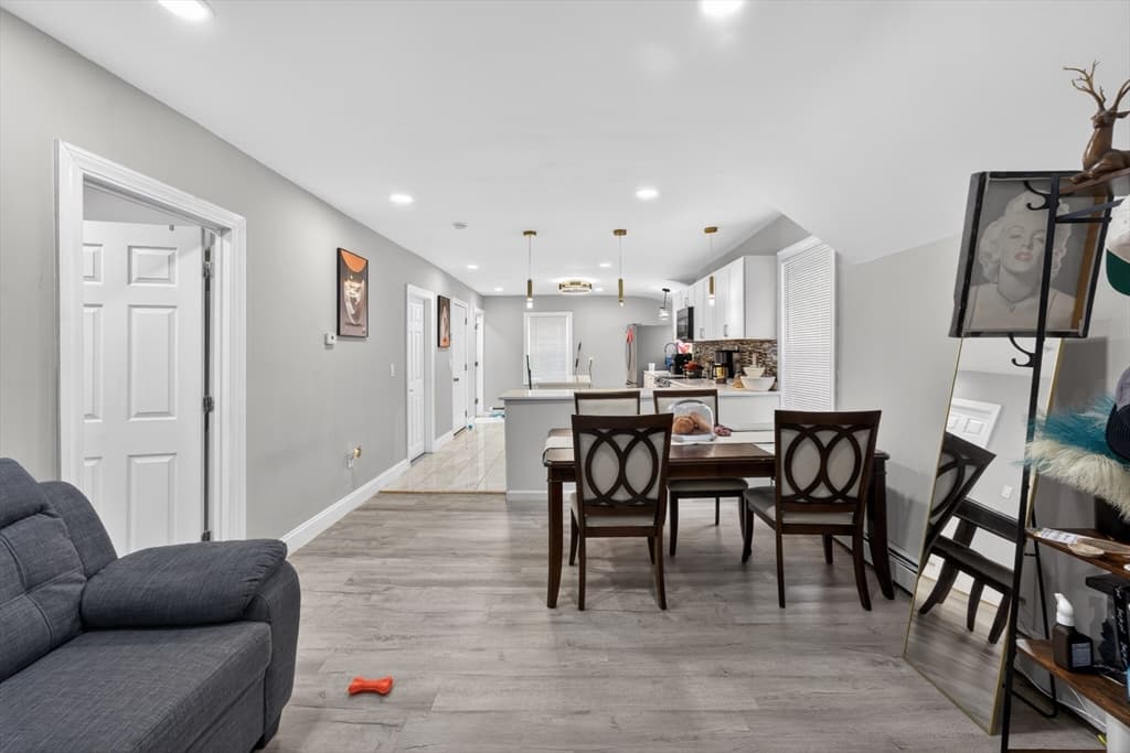 25 Tripoli St, Cranston RI 02909 photo 17