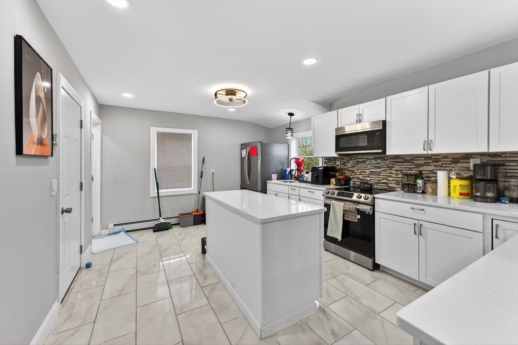 25 Tripoli St, Cranston RI 02909 photo 15