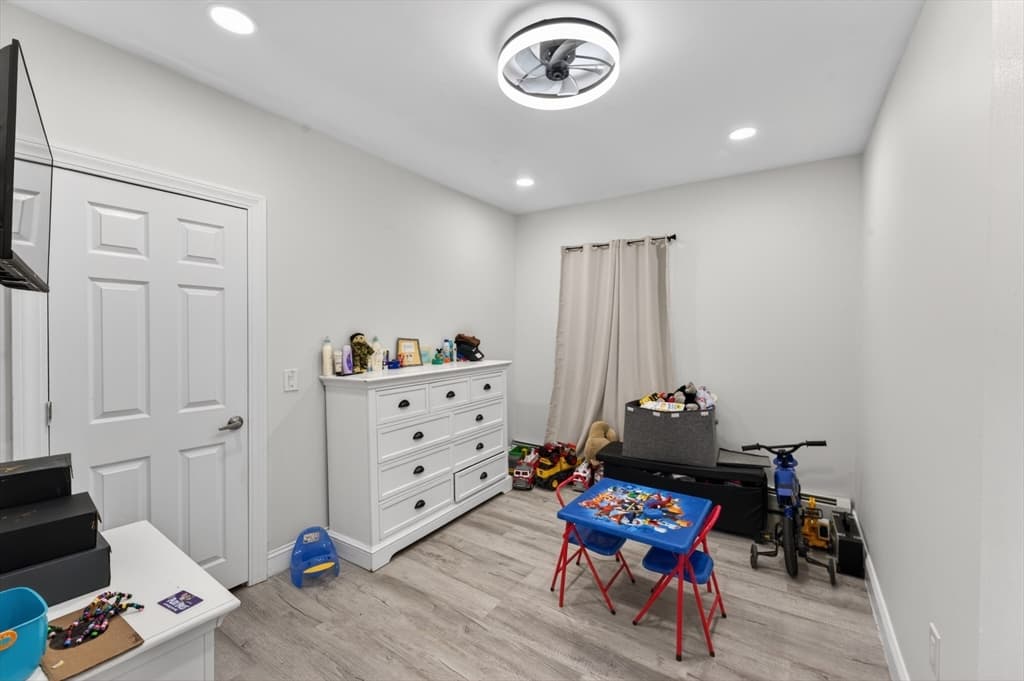 25 Tripoli St, Cranston RI 02909 photo 11