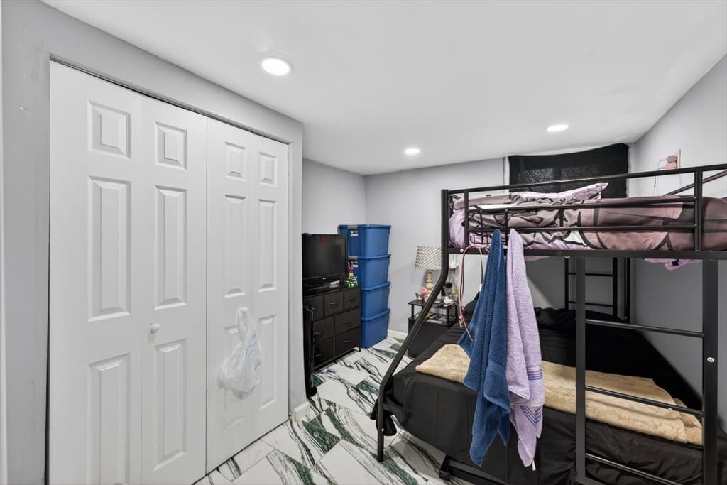 25 Tripoli St, Cranston RI 02909 photo 21