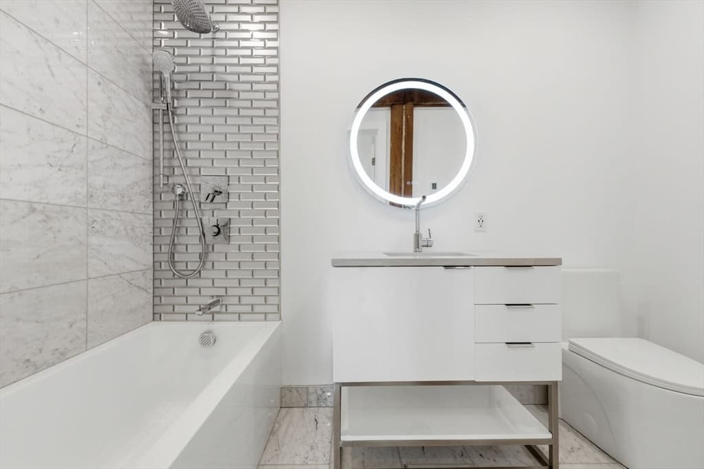 Condominium at 1001 Shirley # 3, Winthrop MA 02152, Winthrop, photo 22 of 26
