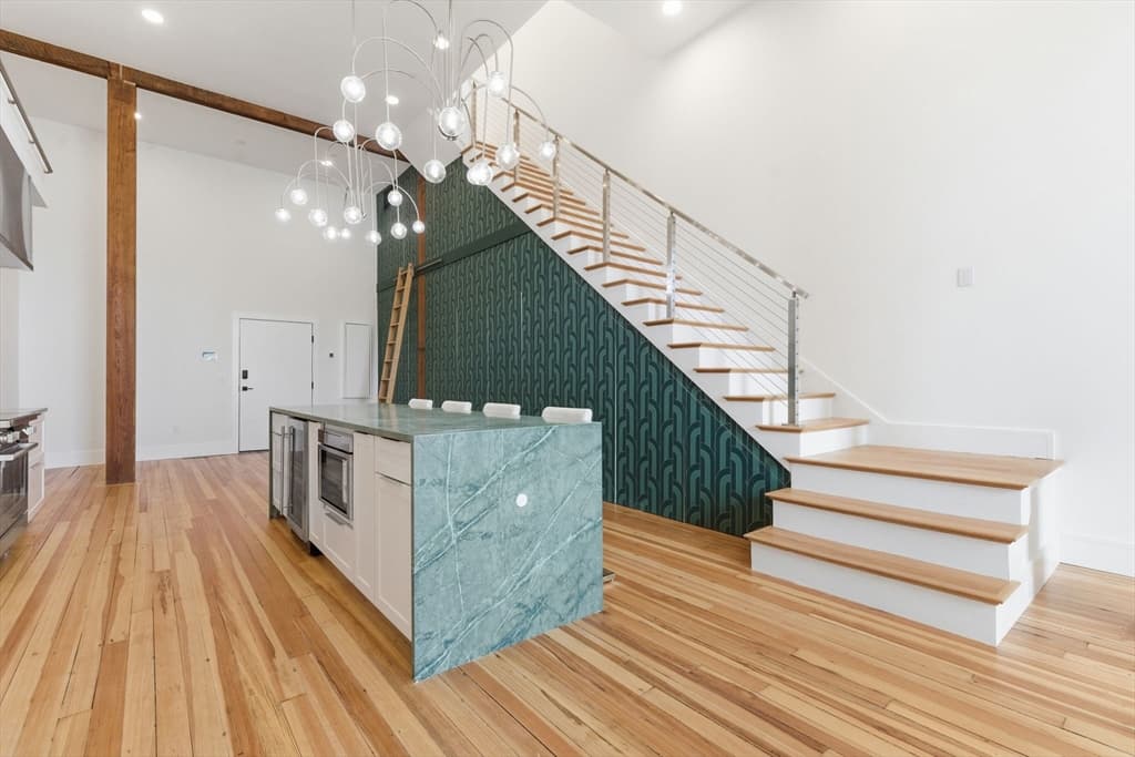 Condominium at 1001 Shirley # 3, Winthrop MA 02152, Winthrop, photo 10 of 26