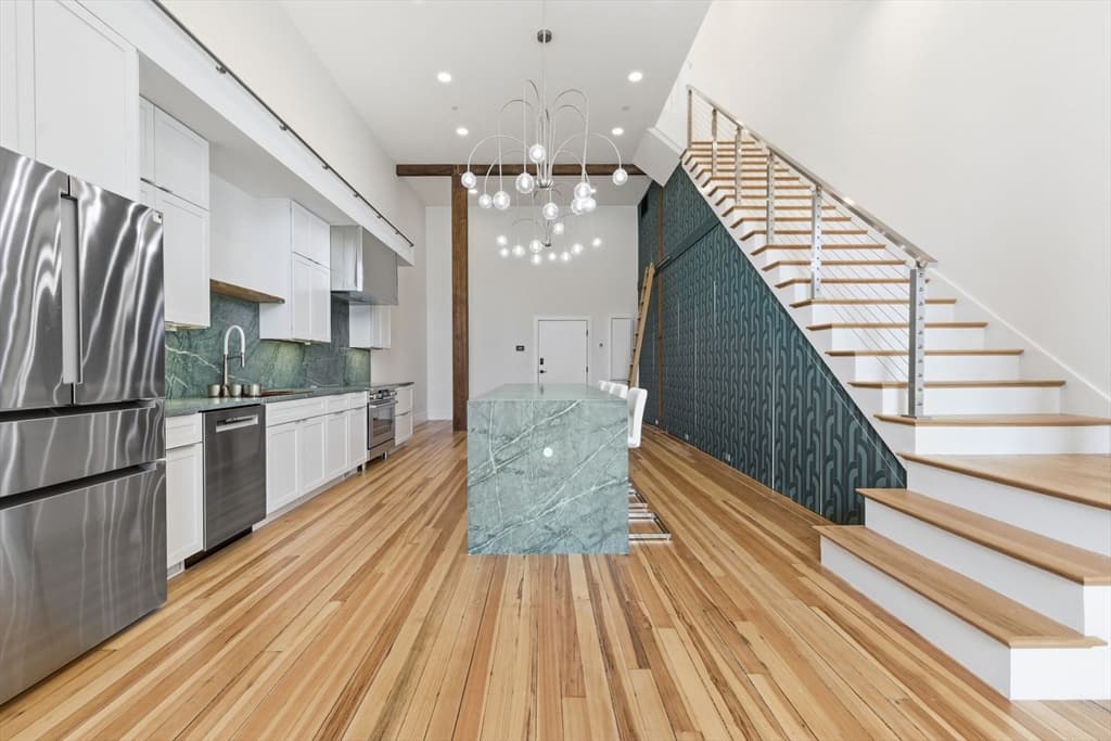 Condominium at 1001 Shirley # 3, Winthrop MA 02152, Winthrop, photo 8 of 26