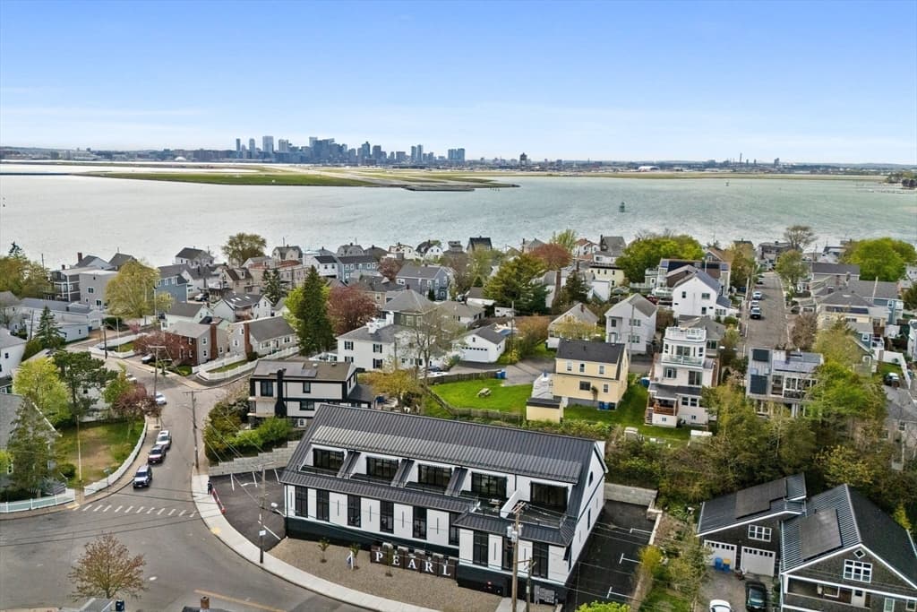 Condominium at 1001 Shirley # 3, Winthrop MA 02152, Winthrop, photo 25 of 26