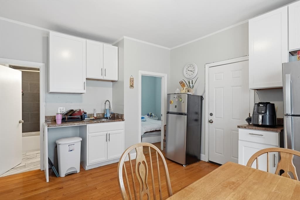 1661 North Shore Rd, Revere MA 02151 photo 6