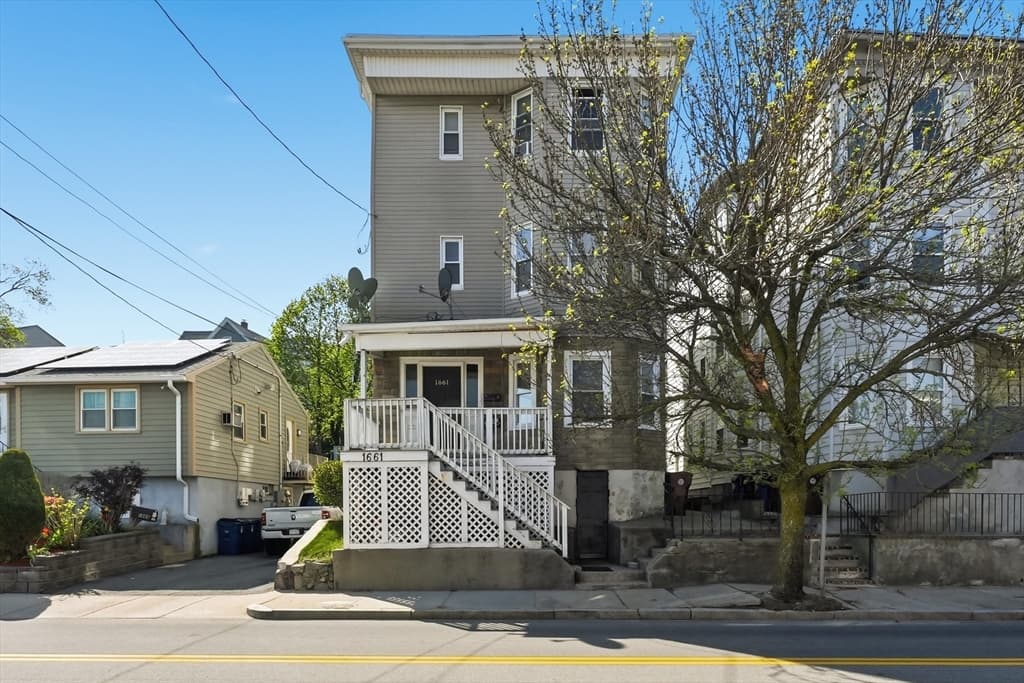 1661 North Shore Rd, Revere MA 02151