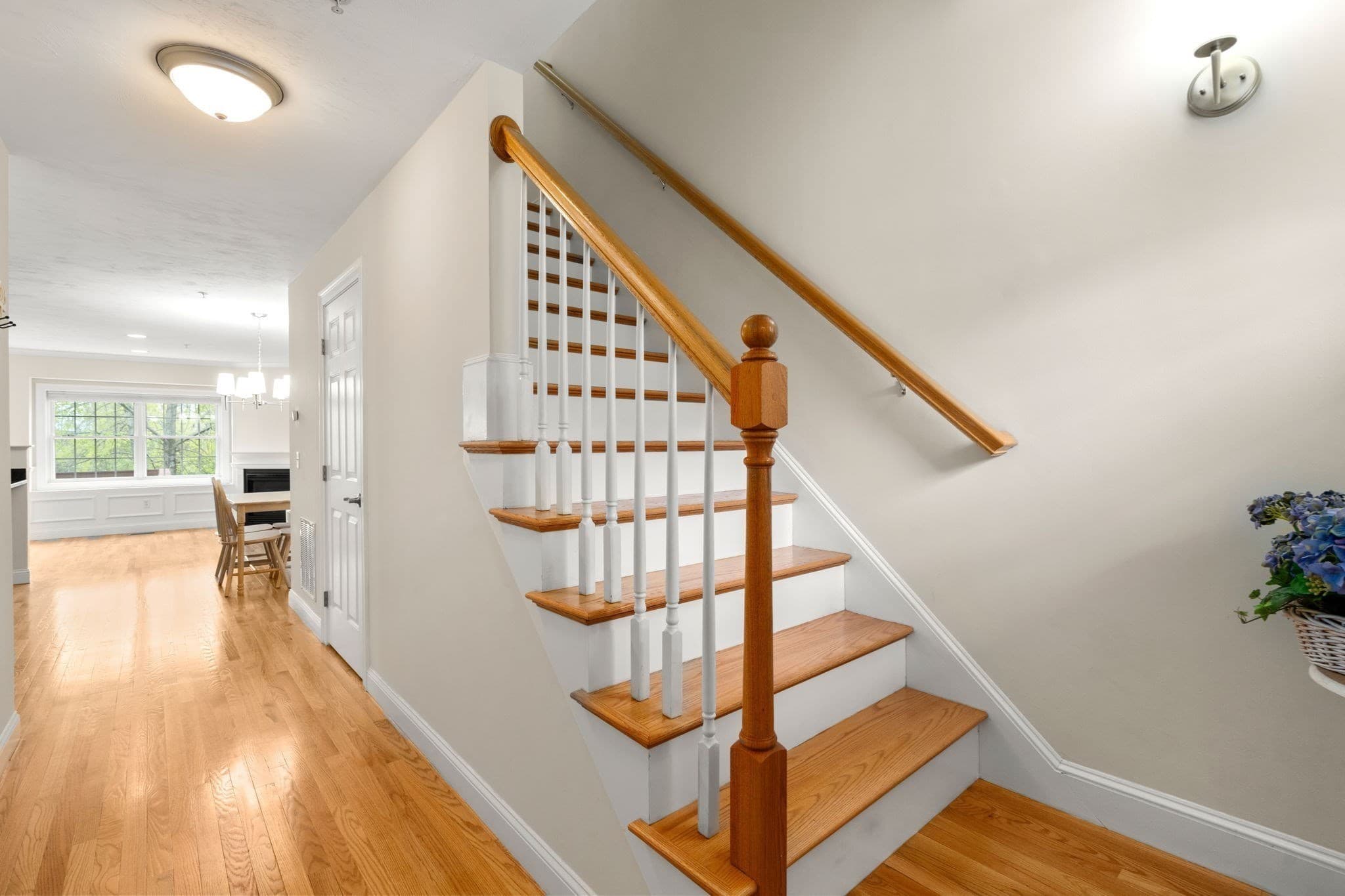 Condominium at 6 Azalea Ln # 6, Grafton MA 01519, photo 3 of 29