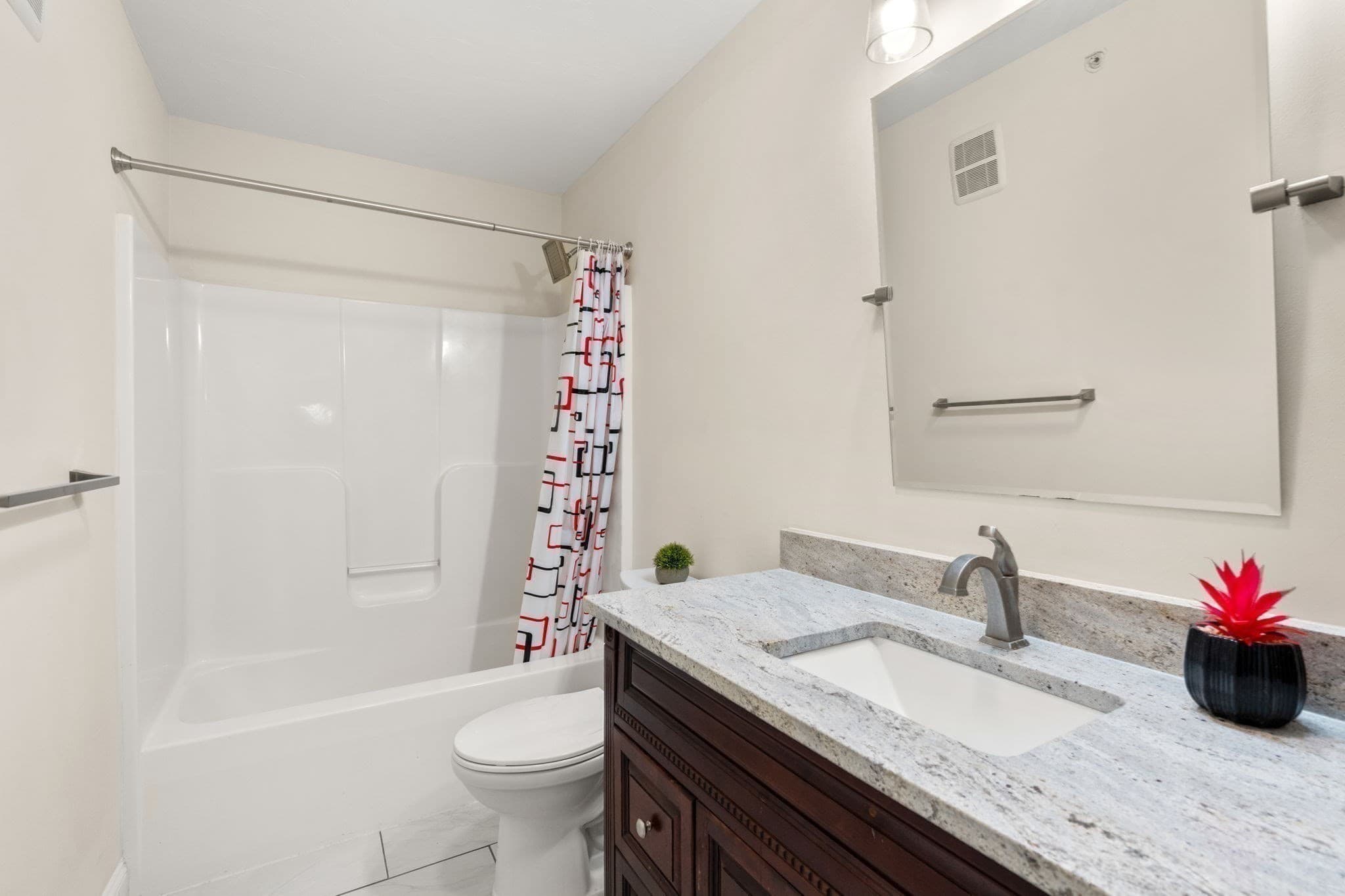 Condominium at 6 Azalea Ln # 6, Grafton MA 01519, photo 20 of 29
