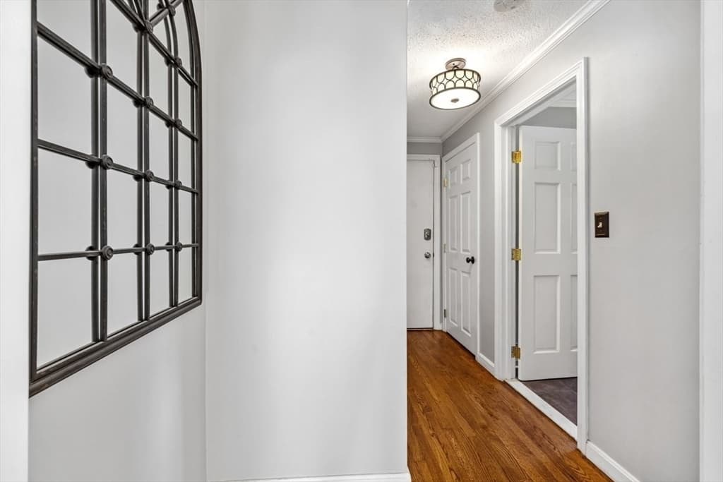 Condominium at 18 Cedarledge Vlg # 18, Cohasset MA 02025, Cohasset, photo 16 of 37