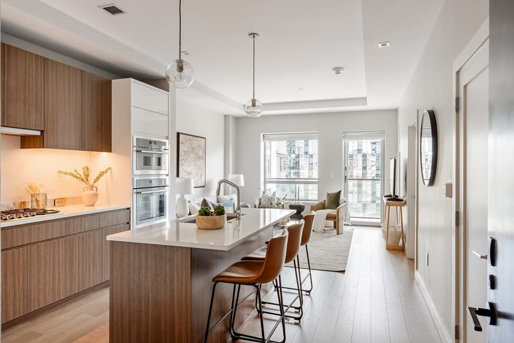 100 Shawmut Ave # 912, Boston MA 02118