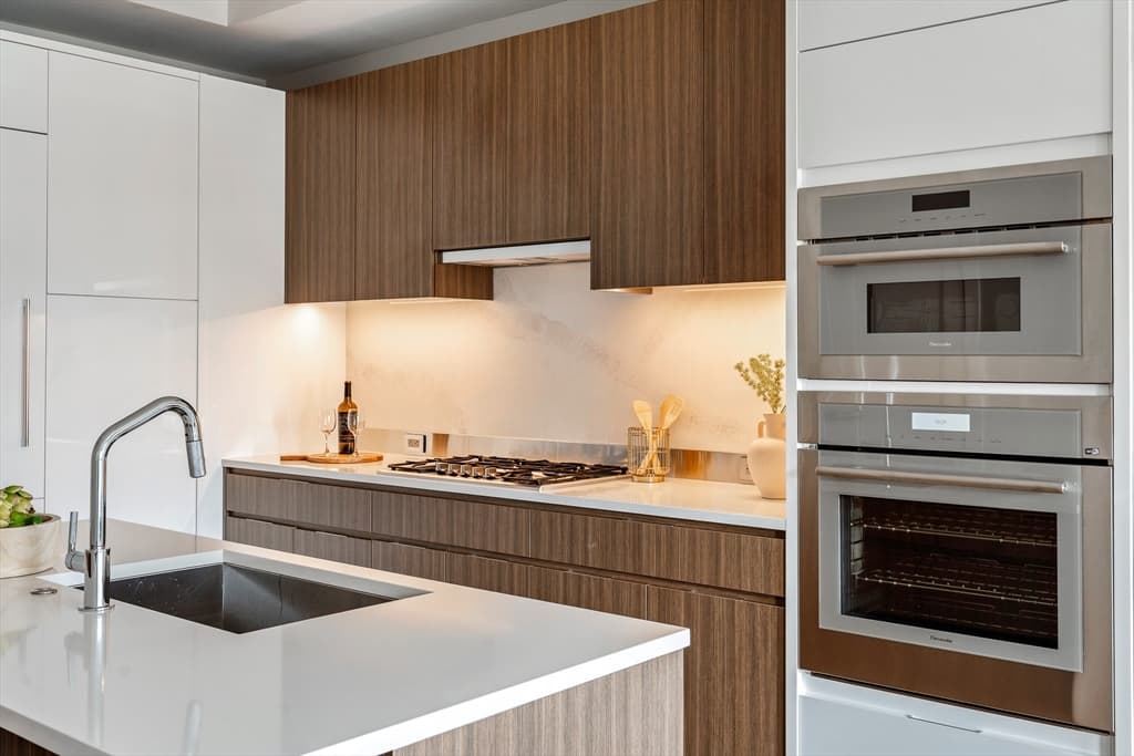 Condominium at 100 Shawmut Ave # 912, Boston MA 02118, photo 9 of 35