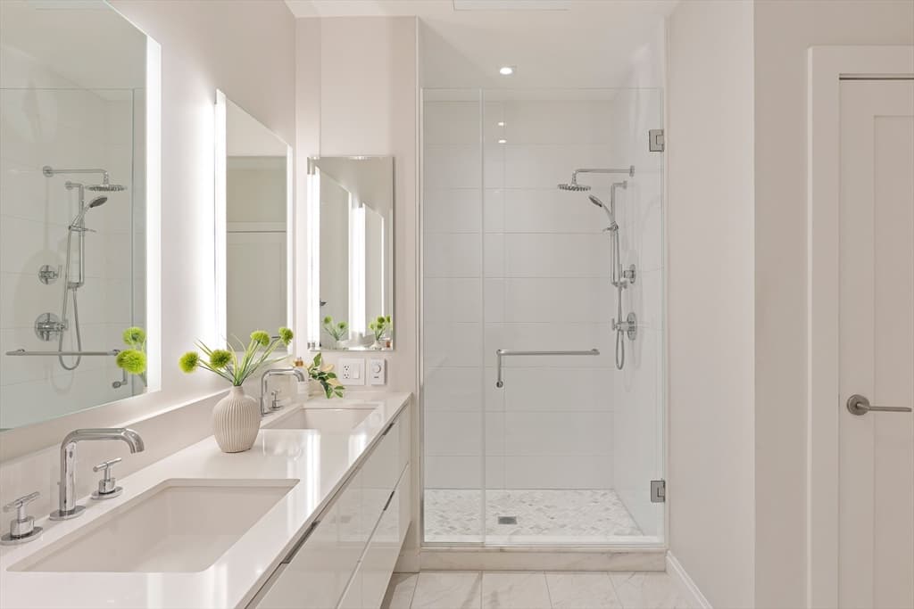 Condominium at 100 Shawmut Ave # 912, Boston MA 02118, photo 18 of 35