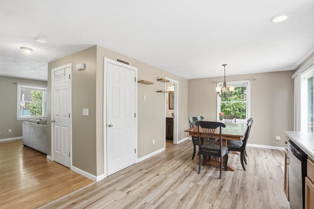 Condominium at 1185 Main St # 4, Clinton MA 01510, photo 14 of 36