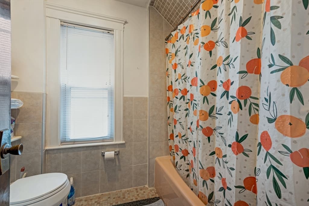 35 Sewall St, Quincy MA 02170 photo 23