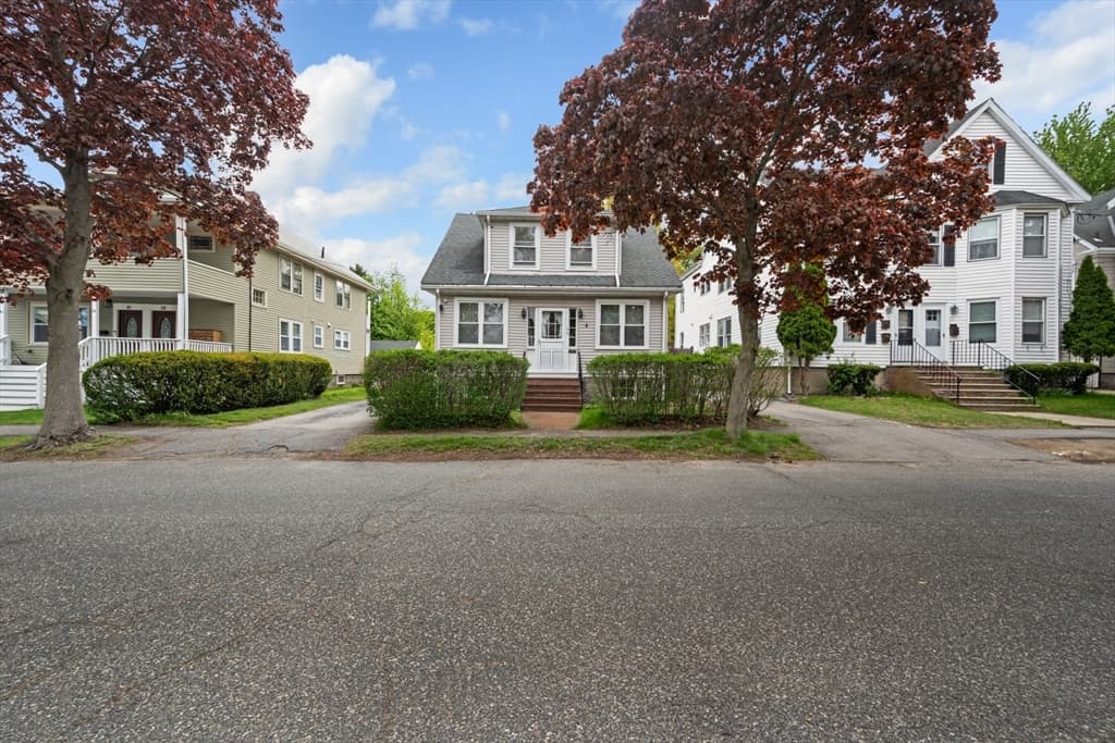 35 Sewall St, Quincy MA 02170 photo 2