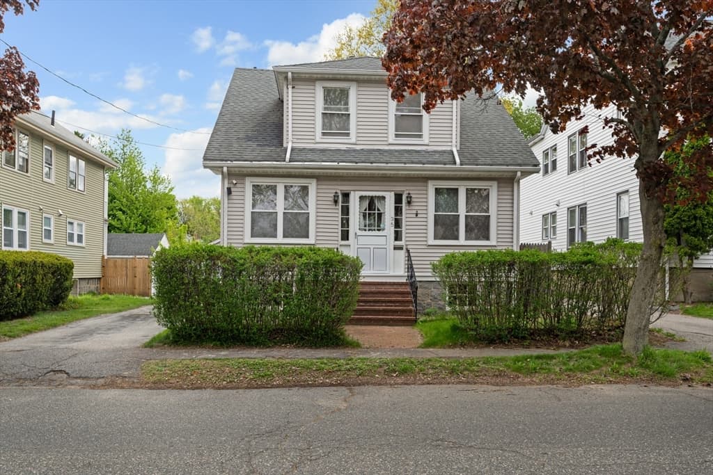 35 Sewall St, Quincy MA 02170