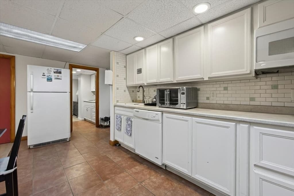 23 Netherlands Rd # 1, Brookline MA 02445 photo 22