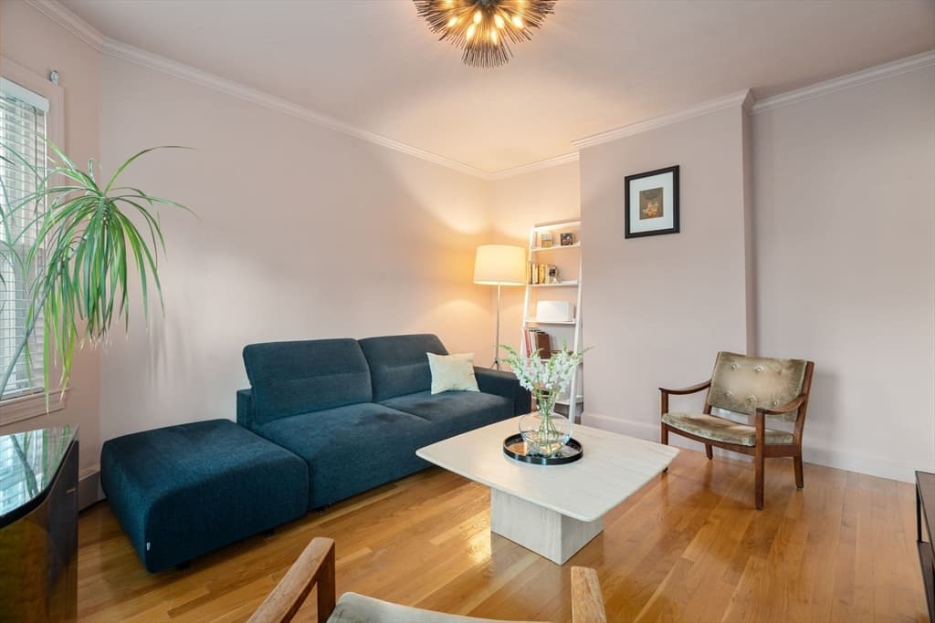 Condominium at 443 E 7th # 3, Boston MA 02127, Boston, photo 3 of 17