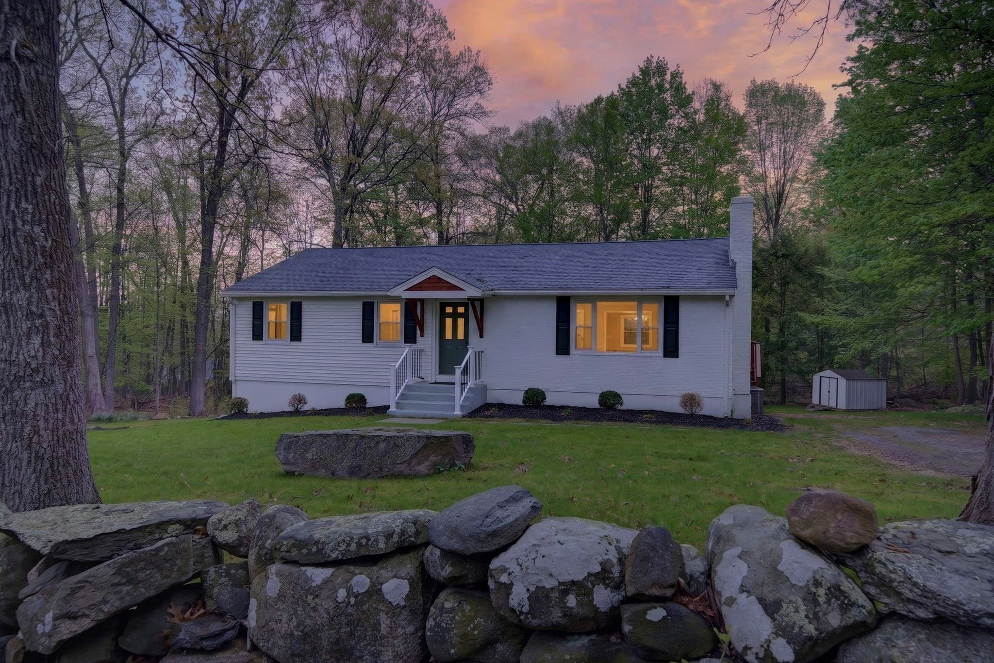 Single Family Residence at 207 Bigelow St, Marlborough MA 01752, Marlborough, photo 2 of 17