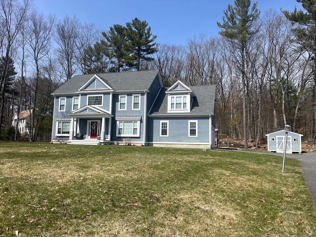 352 Church St, Northborough MA 01532