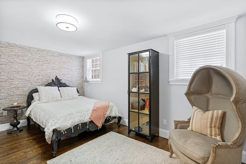 Condominium at 290 North St # 2, Boston MA 02113, photo 16 of 22