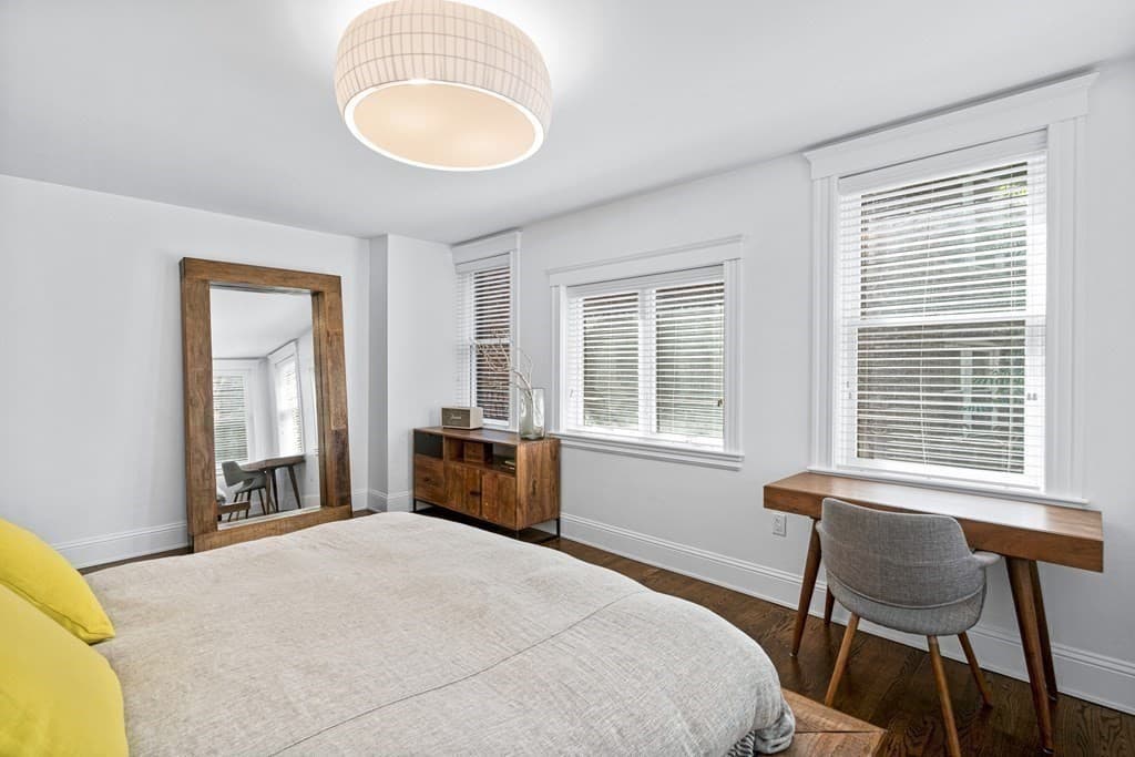 Condominium at 290 North St # 2, Boston MA 02113, photo 12 of 22