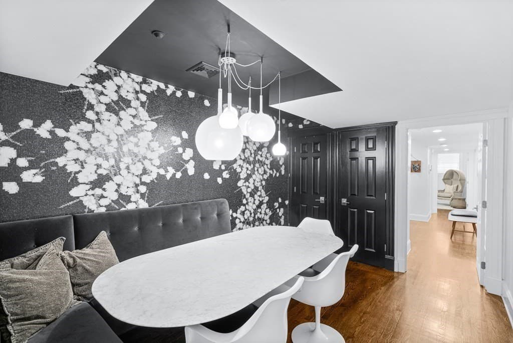 Condominium at 290 North St # 2, Boston MA 02113, photo 10 of 22