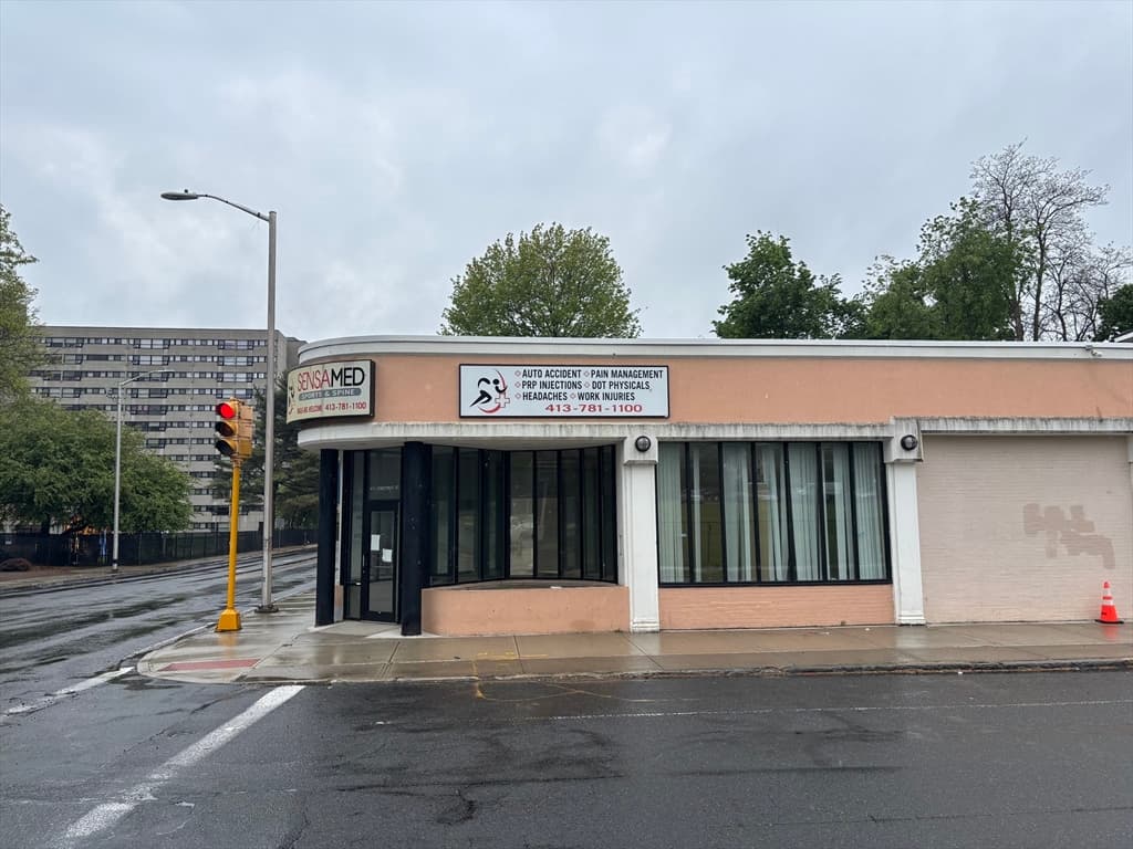 438-442 Chestnut St, Springfield MA 01107