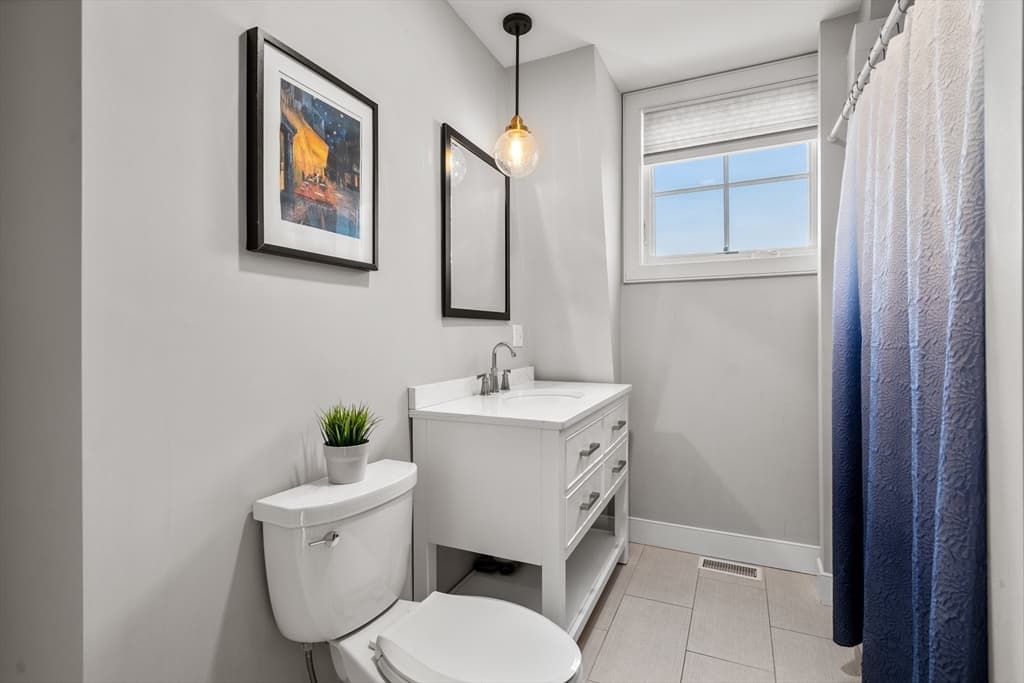 Condominium at 145 Stoughton St # 4, Boston MA 02125, photo 12 of 18