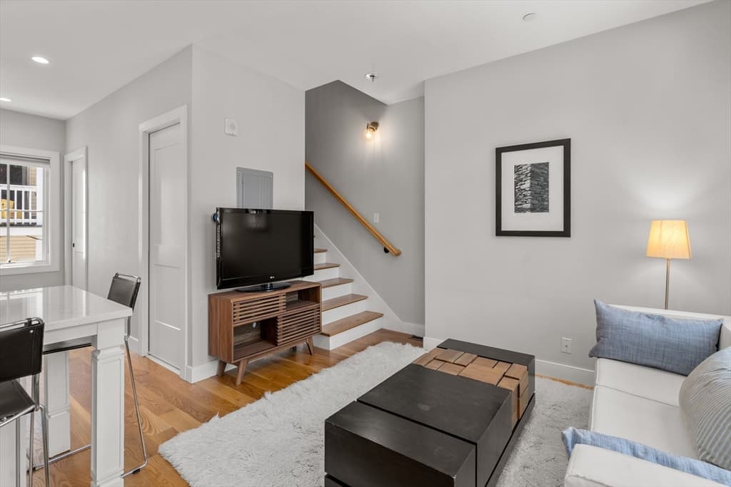 Condominium at 145 Stoughton St # 4, Boston MA 02125, photo 5 of 18