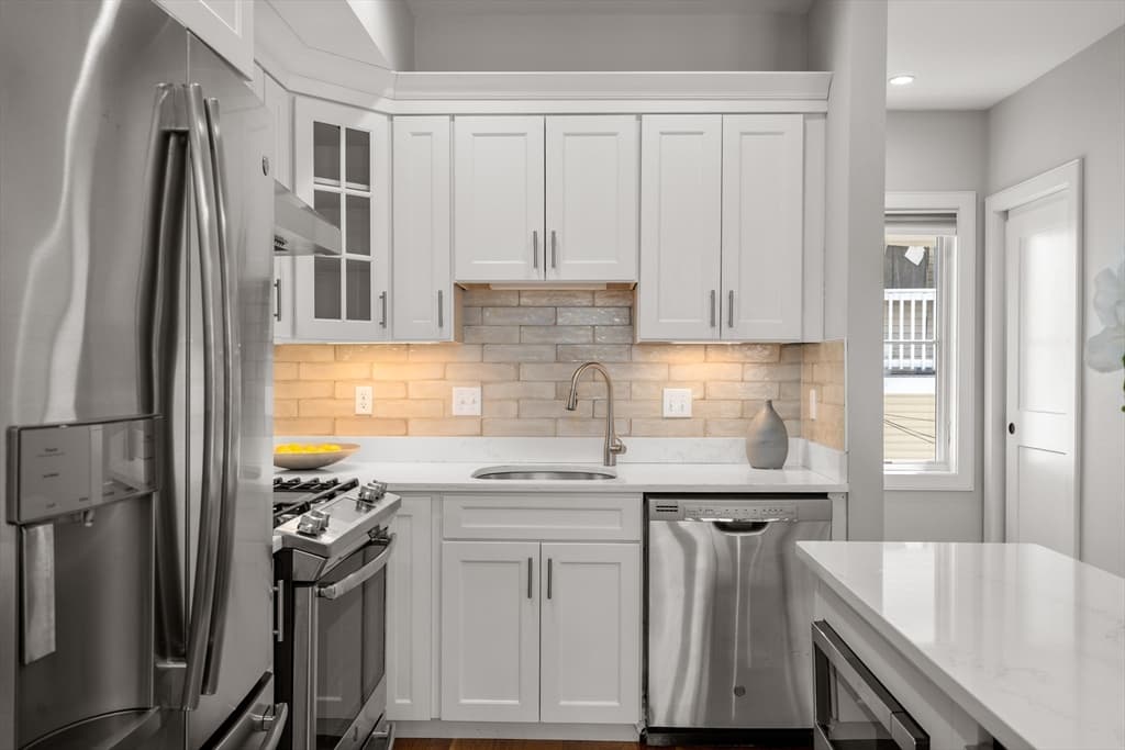 Condominium at 145 Stoughton St # 4, Boston MA 02125, photo 4 of 18