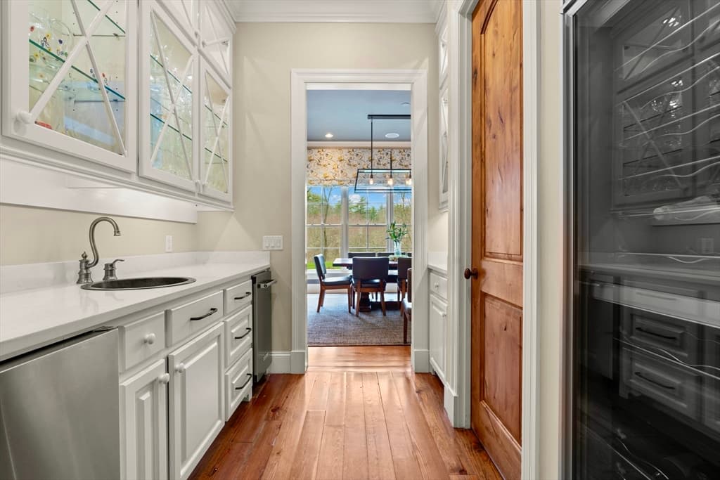 Single Family Residence at 21 Bemis Street, Weston MA 02493, Weston, photo 9 of 37