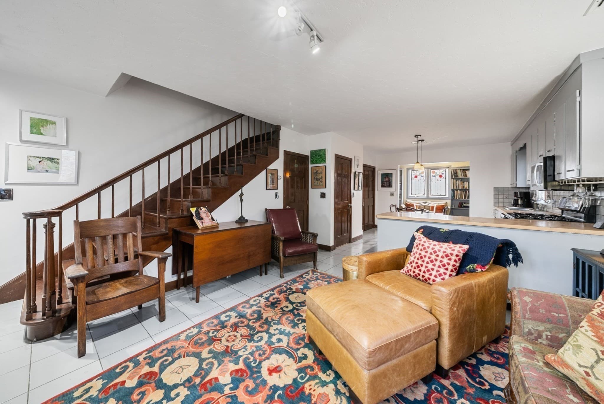 Single Family Residence at 3 London Court, Boston MA 02128, photo 11 of 33