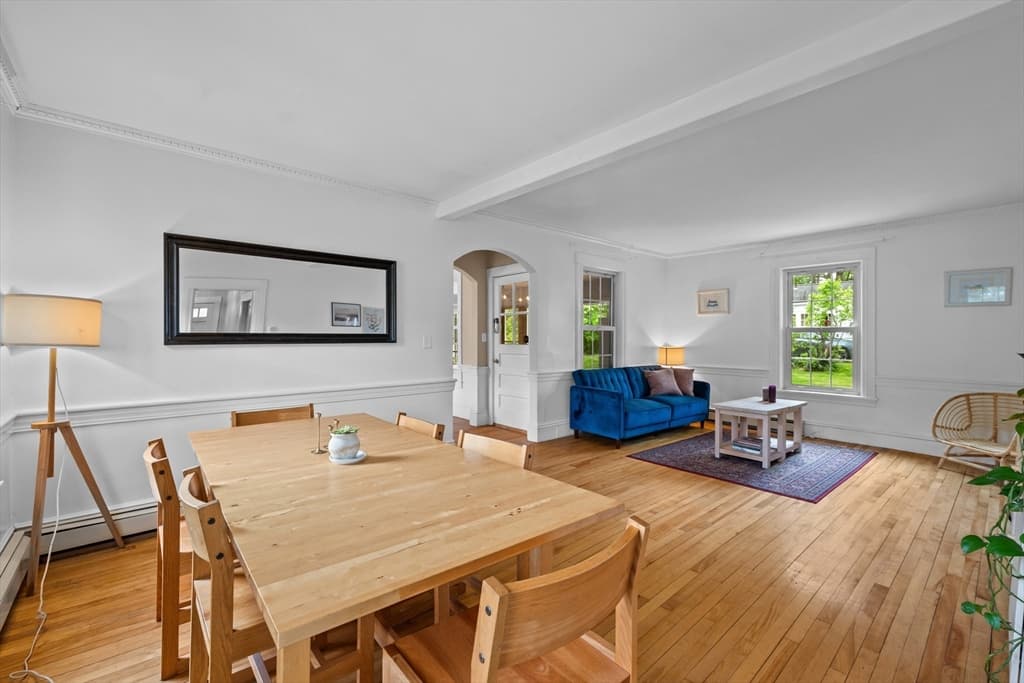 Single Family Residence at 10 Maple, Sturbridge MA 01566, Sturbridge, photo 10 of 40