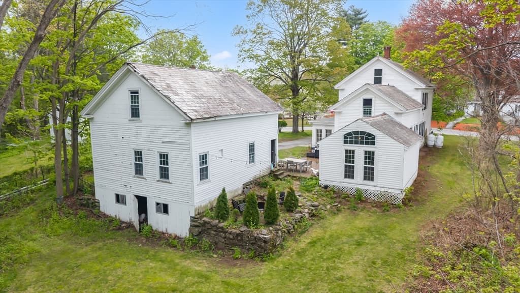 Single Family Residence at 10 Maple, Sturbridge MA 01566, Sturbridge, photo 37 of 40