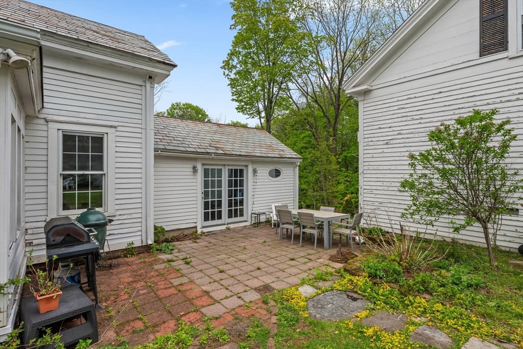 Single Family Residence at 10 Maple, Sturbridge MA 01566, Sturbridge, photo 35 of 40
