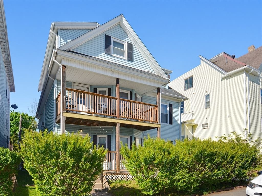 38 Oberlin St, Worcester MA 01610