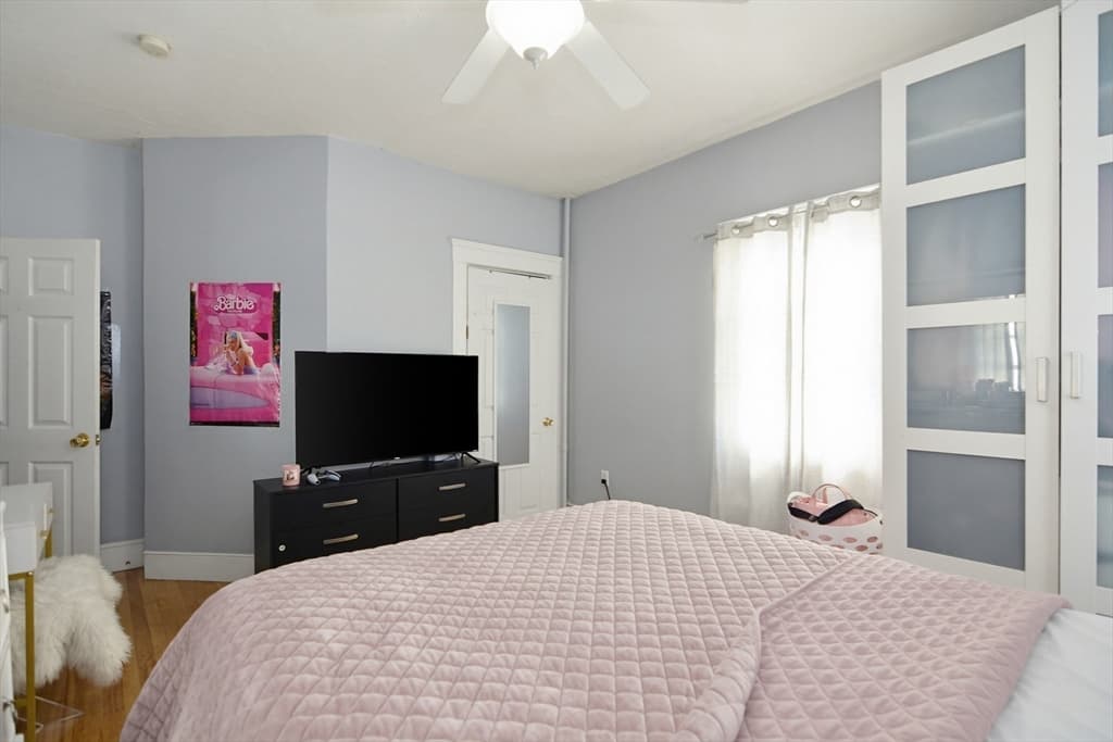 3 Family at 38 Oberlin St, Worcester MA 01610, photo 20 of 34