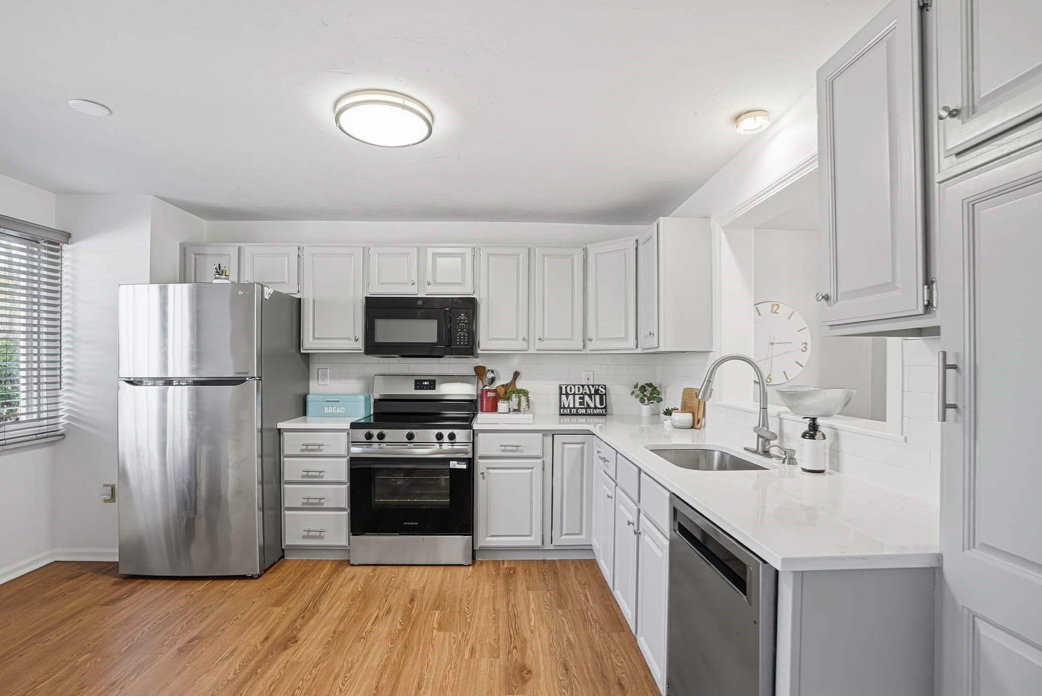 Condominium at 15 Doyle Ln # 15, Hopkinton MA 01748, Hopkinton, photo 5 of 41