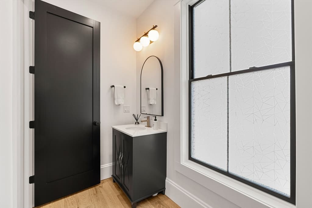 165 River St # 2, Waltham MA 02453 photo 14