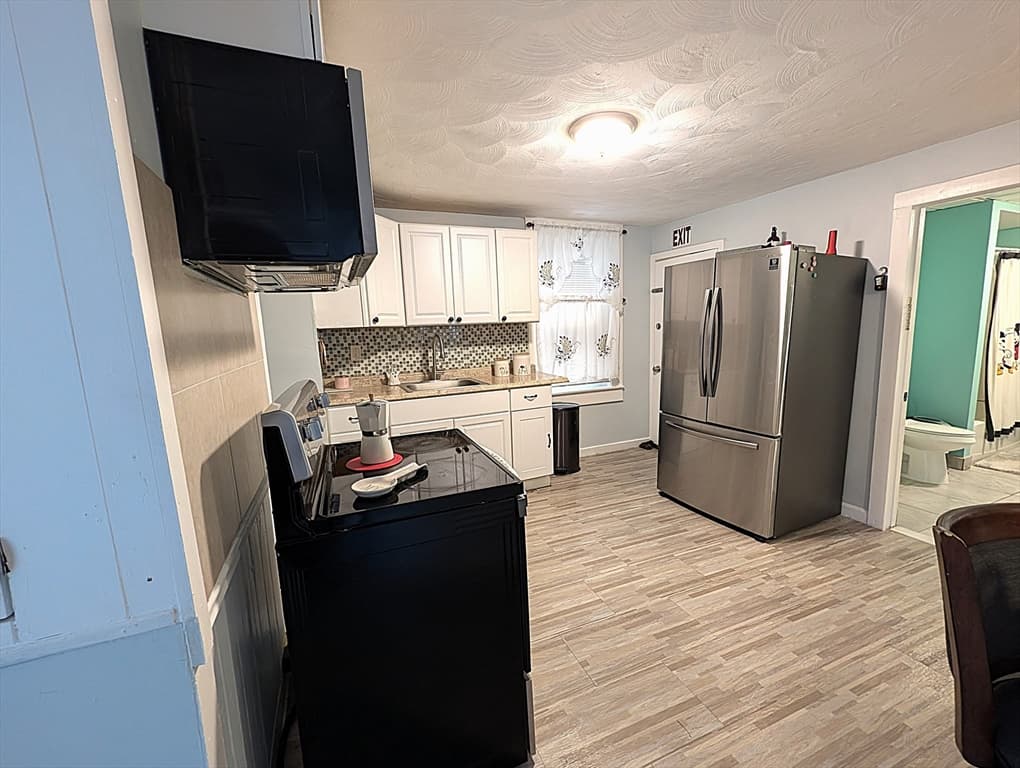 3 Family at 4-6 Chelmsford St, Lawrence MA 01841, Lawrence, photo 10 of 42