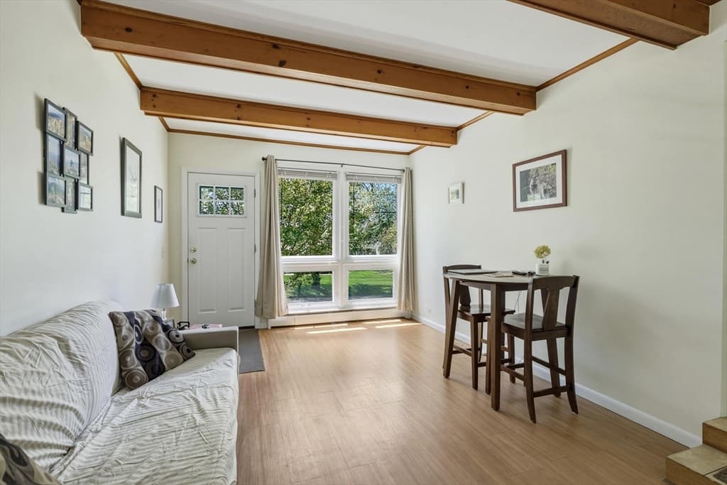 Single Family Residence at 16 Saybrook Cir, South Hadley MA 01075, photo 5 of 32