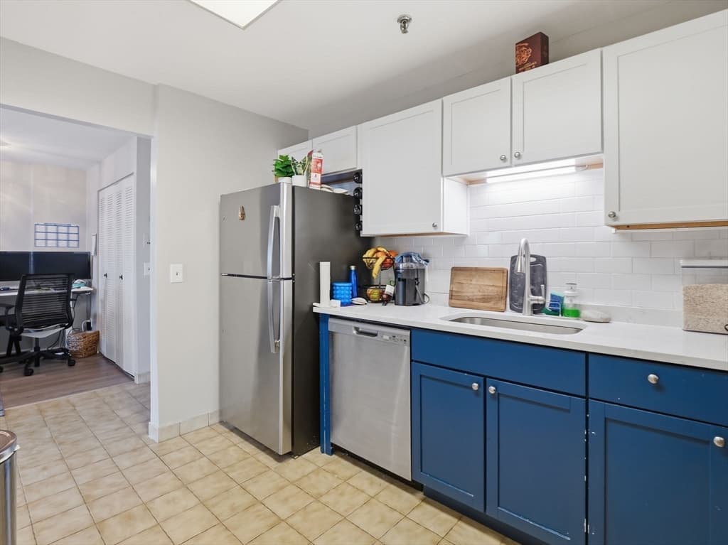 Condominium at 510 Revere Beach Blvd # 1004, Revere MA 02151, photo 3 of 38