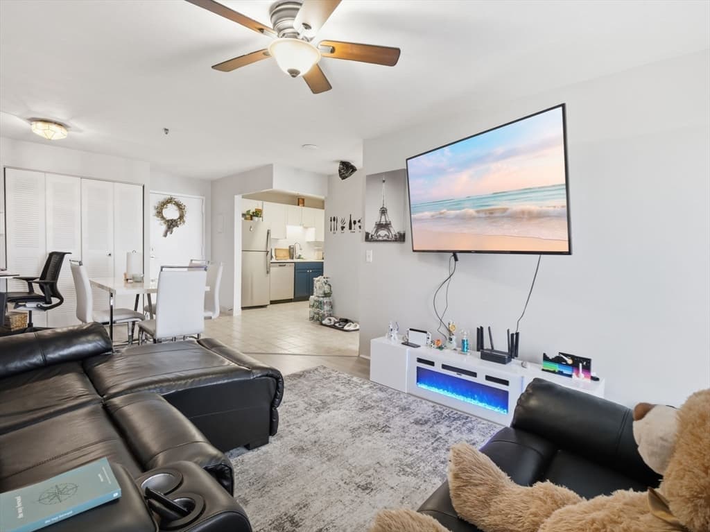 Condominium at 510 Revere Beach Blvd # 1004, Revere MA 02151, photo 5 of 38