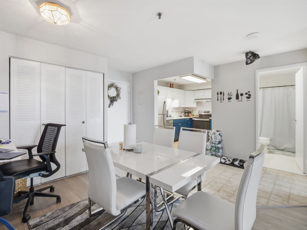 Condominium at 510 Revere Beach Blvd # 1004, Revere MA 02151, photo 11 of 38