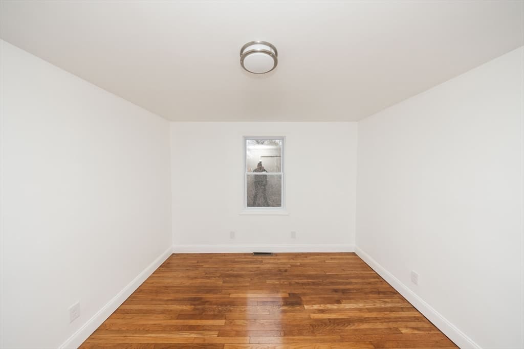 Single Family Residence at 155 Southbridge Road, Oxford MA 01537, photo 14 of 42